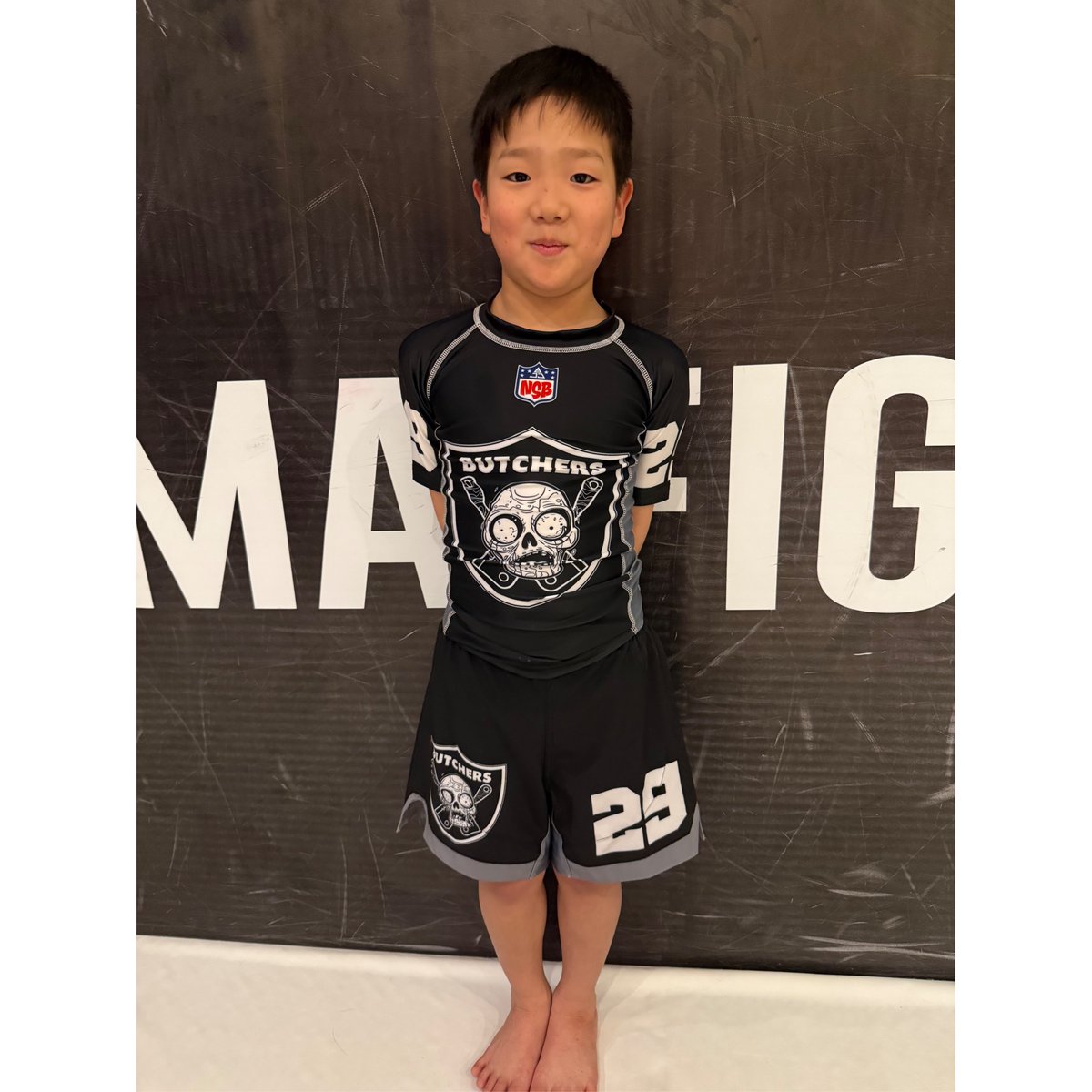 NFL RAIDERS白黒ストライプジャージショーツL NORTH SIDE BUTCHERS『RAIDERS』RASH GUARD＆FIGHT SH