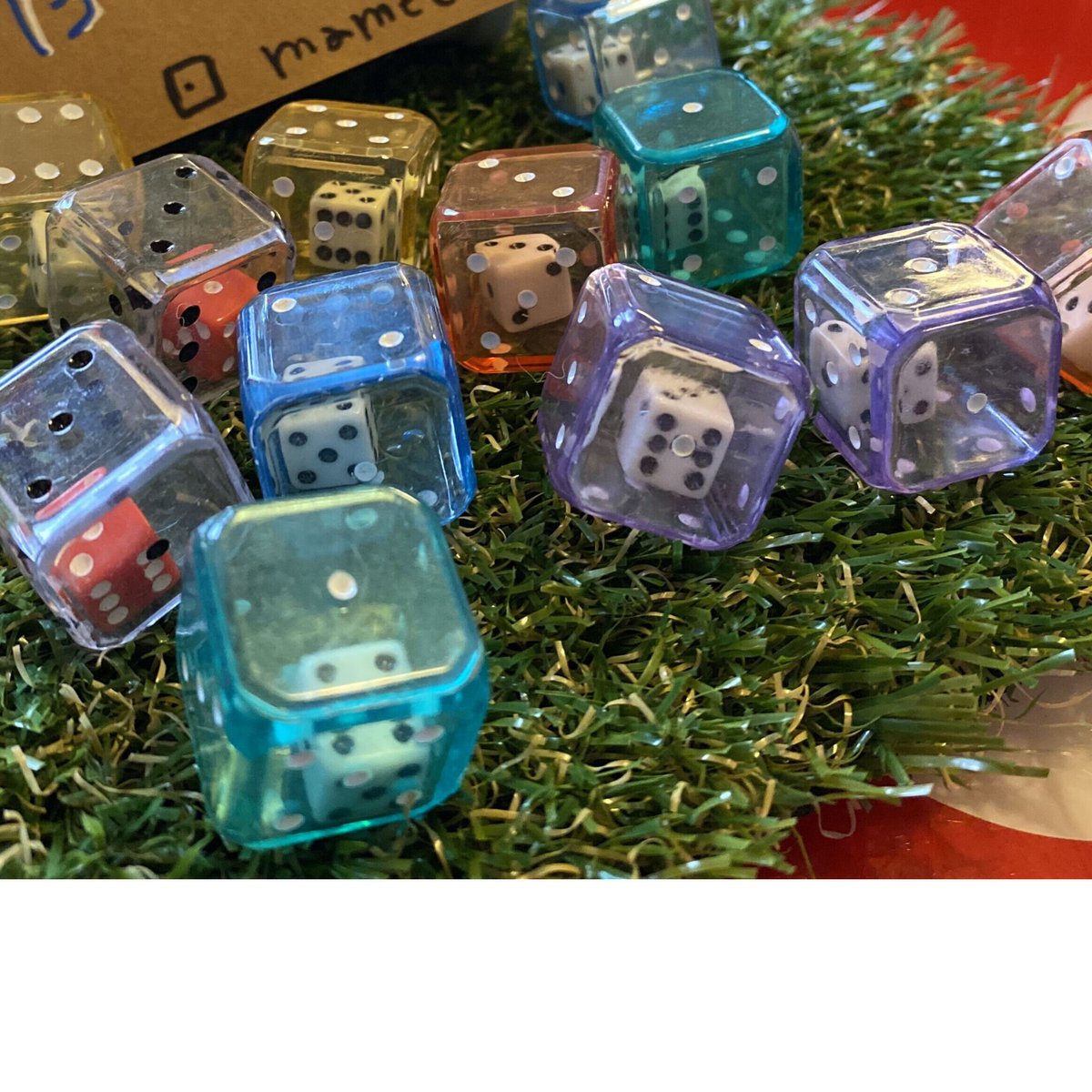 ダイス 4個 Amazon.co.jp: GOTHINK 1~4人で遊べるサイコロゲーム 11.3インチ