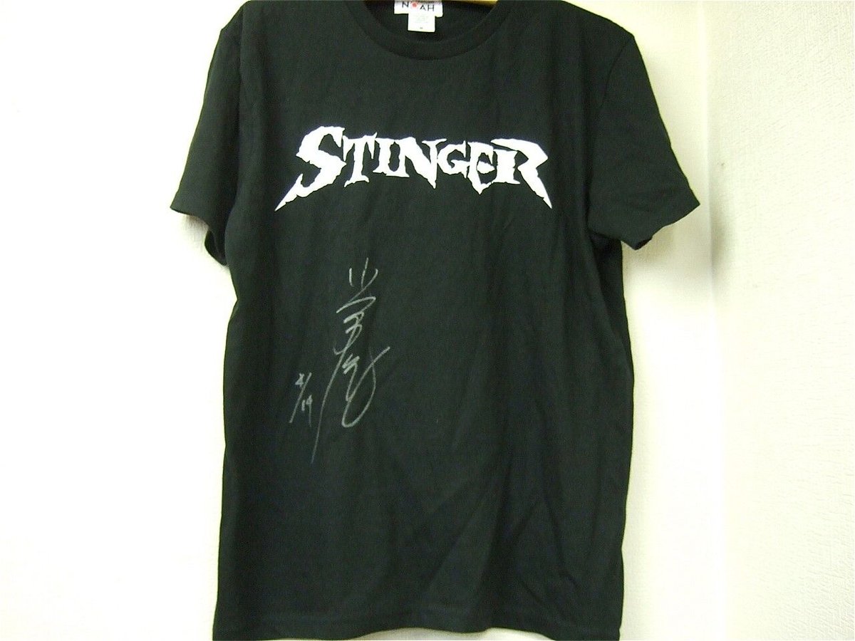 STINGERロゴTシャツ（小川良成直筆サイン入り）Mサイズ