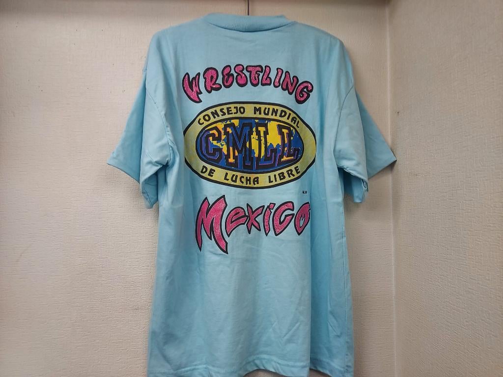 tripleS ∞ サイン Tシャツ スペル・デルフィンビックプリントTシャツ（スペル・デルフィン直筆