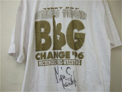 ほしのあき自筆サインTシャツ KIKS TYO - KIKS TYO ほしのあき Tシャツ スニーカー 新品 Lの