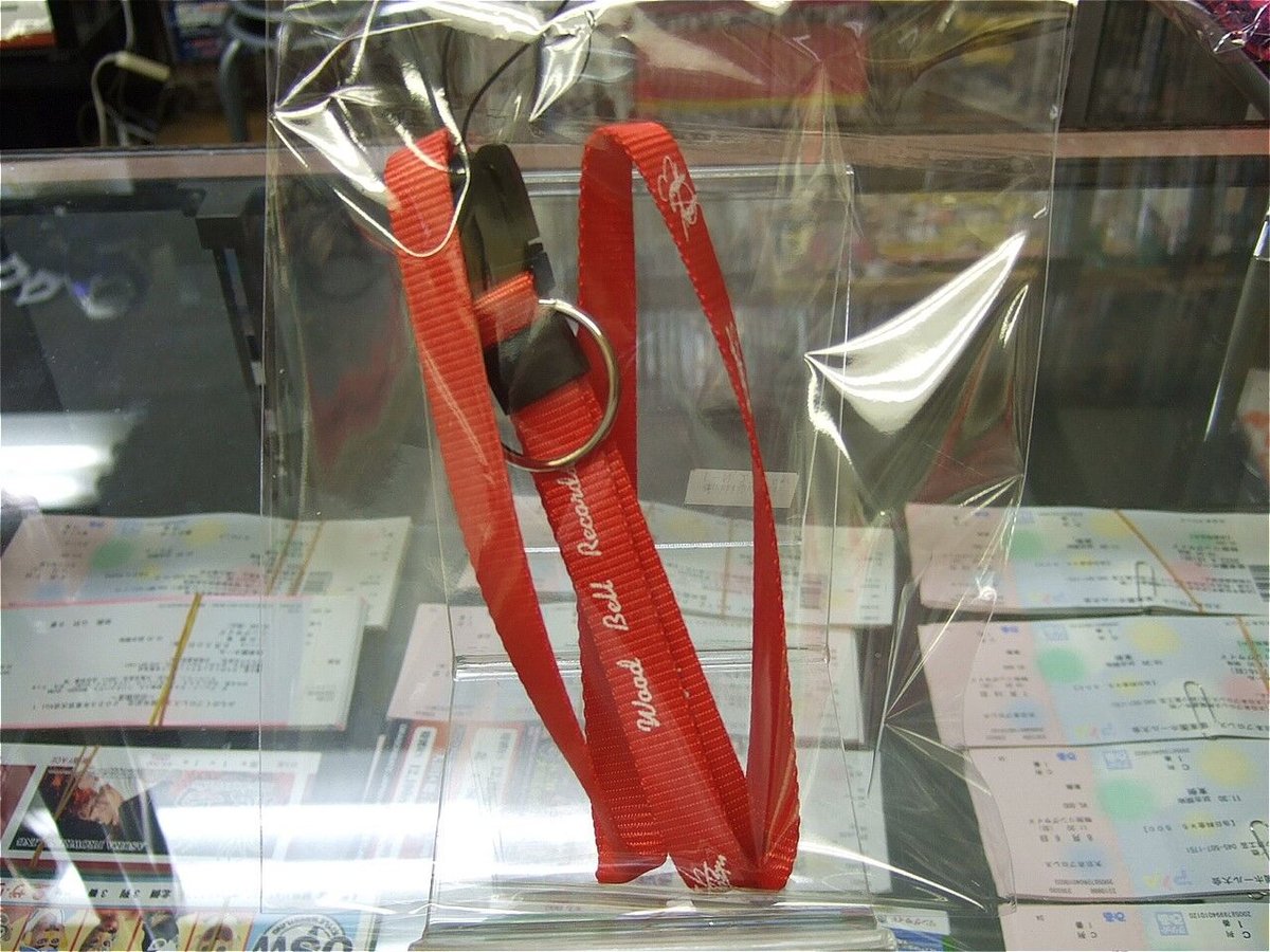 未開封です！★新日本プロレスくじ★フィニッシュ賞！ボトルネックストラップ付き！ 新日本プロレス ボトルネックストラップ 3個 - メルカリ