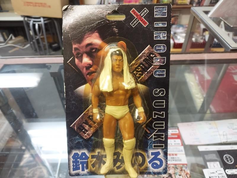 鈴木みのる（白コスチュームVer）フィギュア | プロレスショップ