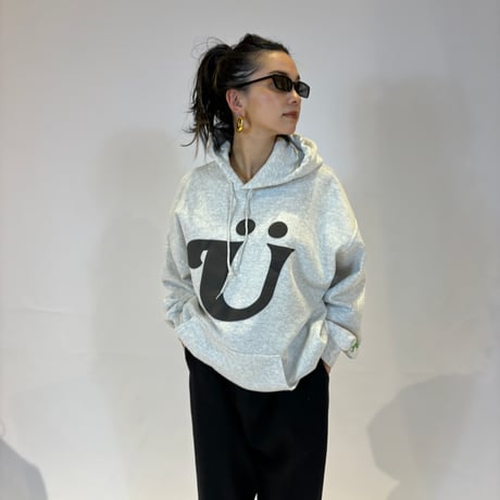 “Ü” SMILE PUFF LOGO HOODY　  (ASH x BLACK)