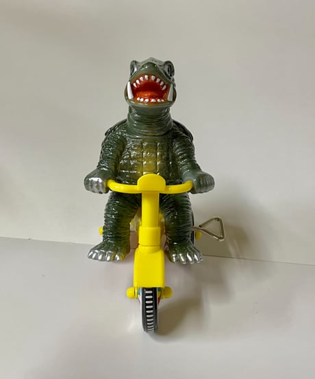 M1号 ガメラ三輪車イエローグレーカラー