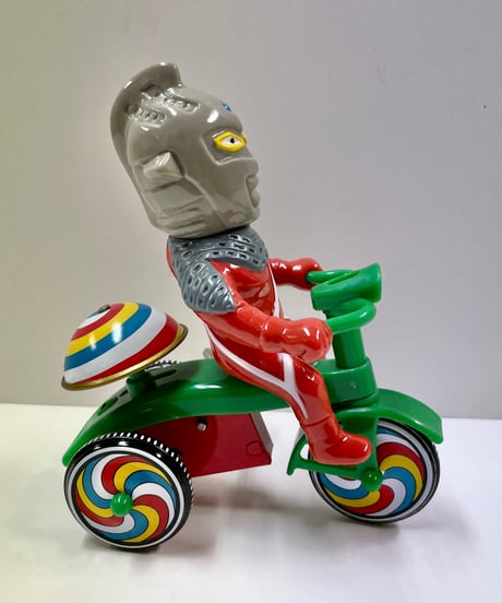ブルマァク復刻【ウルトラセブン三輪車】