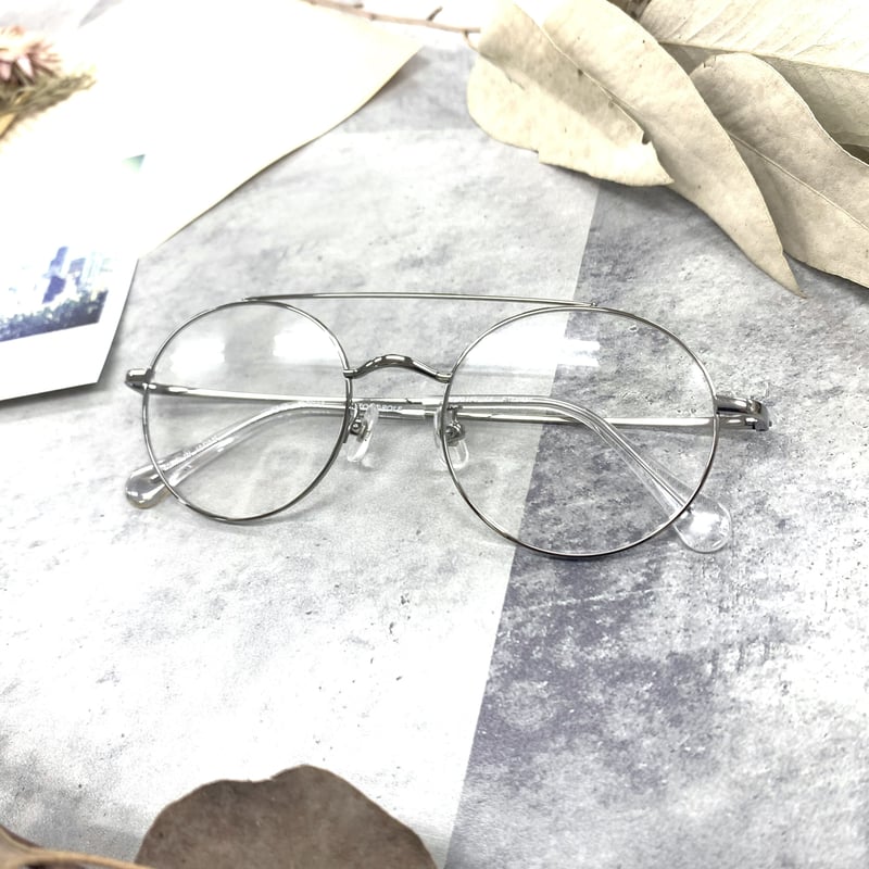 【お取り置き中】VIKTOR＆ROLF メガネ 70-0123-5-a VIKTOR&ROLF (ヴィクター＆ロルフ) 70-0125-10 BLACK-BROWNDEMI