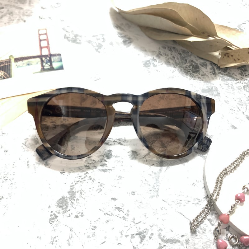 BURBERRY ノバチェック　B4359 サングラス BURBERRY B4359-F/3967-13 | メガネ工房 STORES店