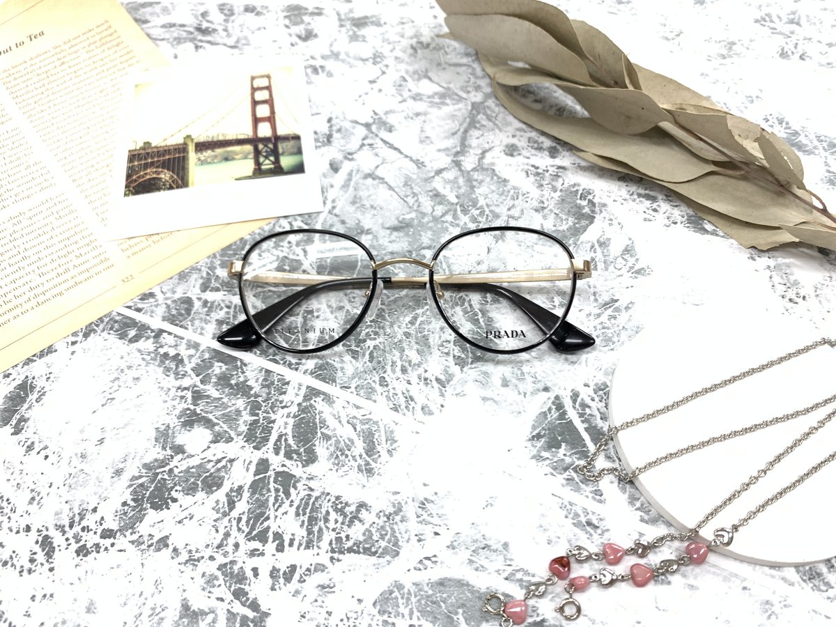 PRADA VPR57S-D/1AB-1O1 | メガネ工房 STORES店