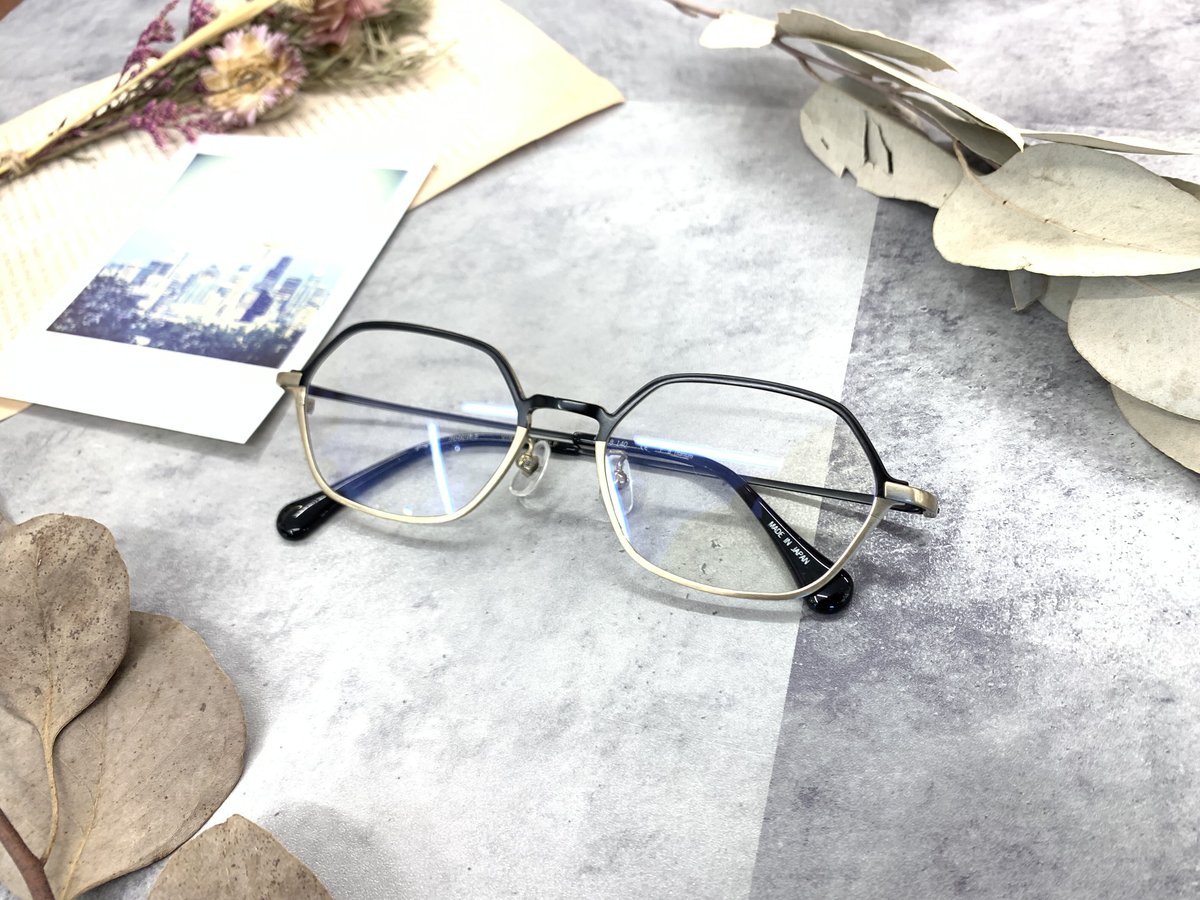 VIKTOR&ROLF 70-0218/5 | メガネ工房 STORES店