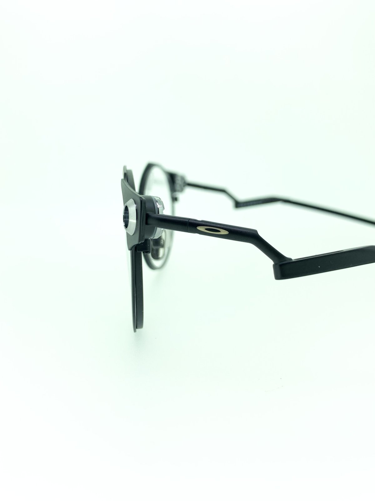 ⭐︎お値下げ中 タグ付き OBSIDIAN モックネック ウェア ブラック⭐︎ オークリー サングラス フラック 2.0 偏光サングラス プリズム