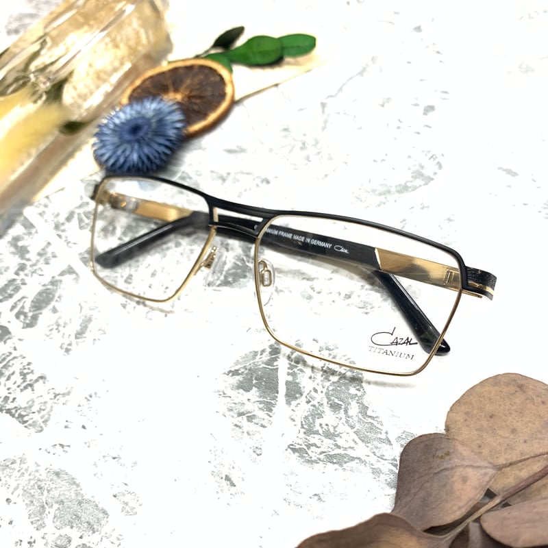 ★CAZAL カザール MOD.770 ヴィンテージ 度入メガネ CAZAL MOD.7066/001 | メガネ工房 STORES店