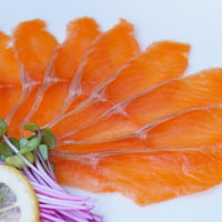 《冷凍》無添加 スモーク信州サーモン - スライス 45g