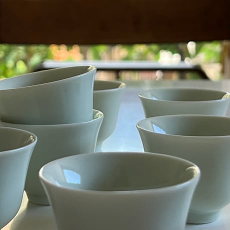 台湾竹君の青磁茶杯