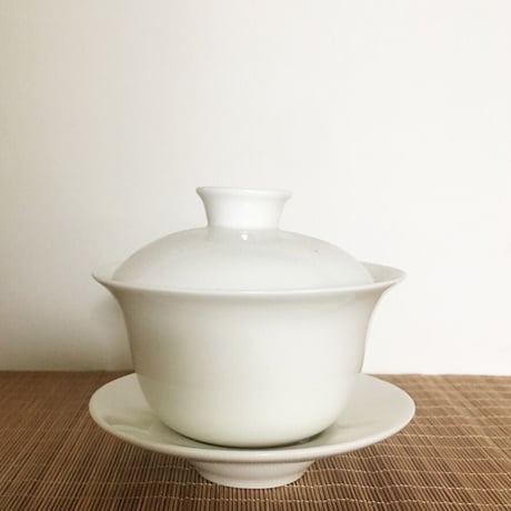 白い蓋碗
