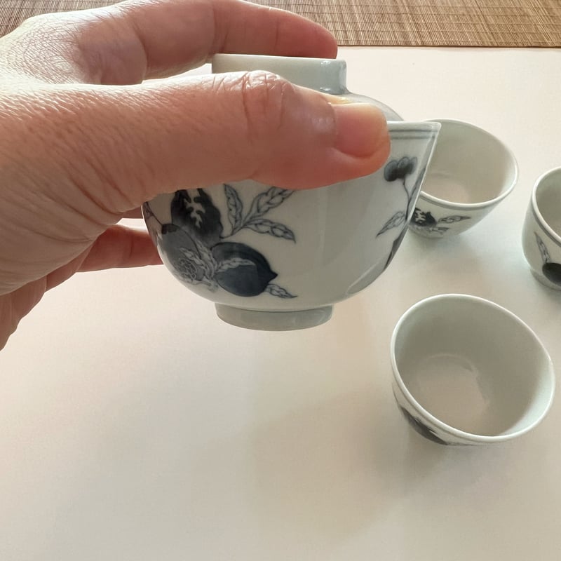 ・青花　雲龍の図蓋茶碗、盃3客　東Y5-0822② 青花 雲龍の図蓋茶碗、盃3客 東Y5-0822② 青花 雲龍の図