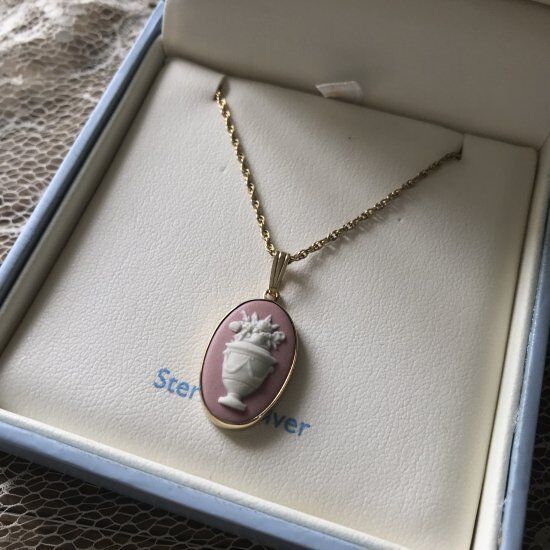 ウェッジウッド　　ピンクのカメオネックレス　ヴィンテージ WEDGWOOD】ウェッジウッド ジャスパー アクセサリー ネックレス