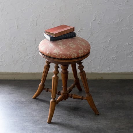 フランススツールオットマン藁ラタン フランススツールオットマン藁ラタン CATEGORY チェア | Botanical Clover