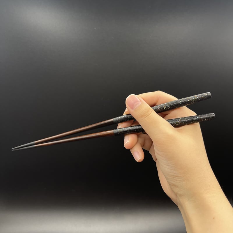 先乾漆】丸利久削り箸 縞黒檀 月光 螺鈿 (23.5cm) | 大黒屋