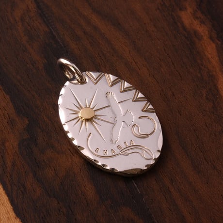 Sun Eagle Oval Metal