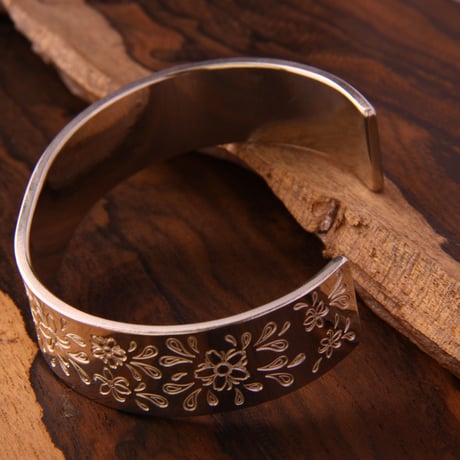 Flower Bangle  (幅15mm)