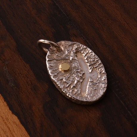 Sun Eagle Oval Metal
