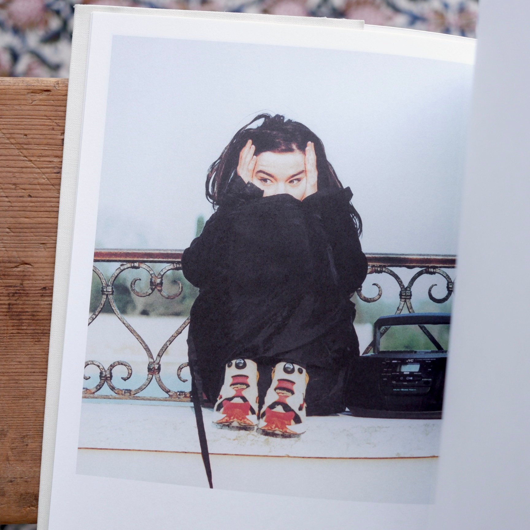 Bjork ビョーク 写真集 | すなば書房