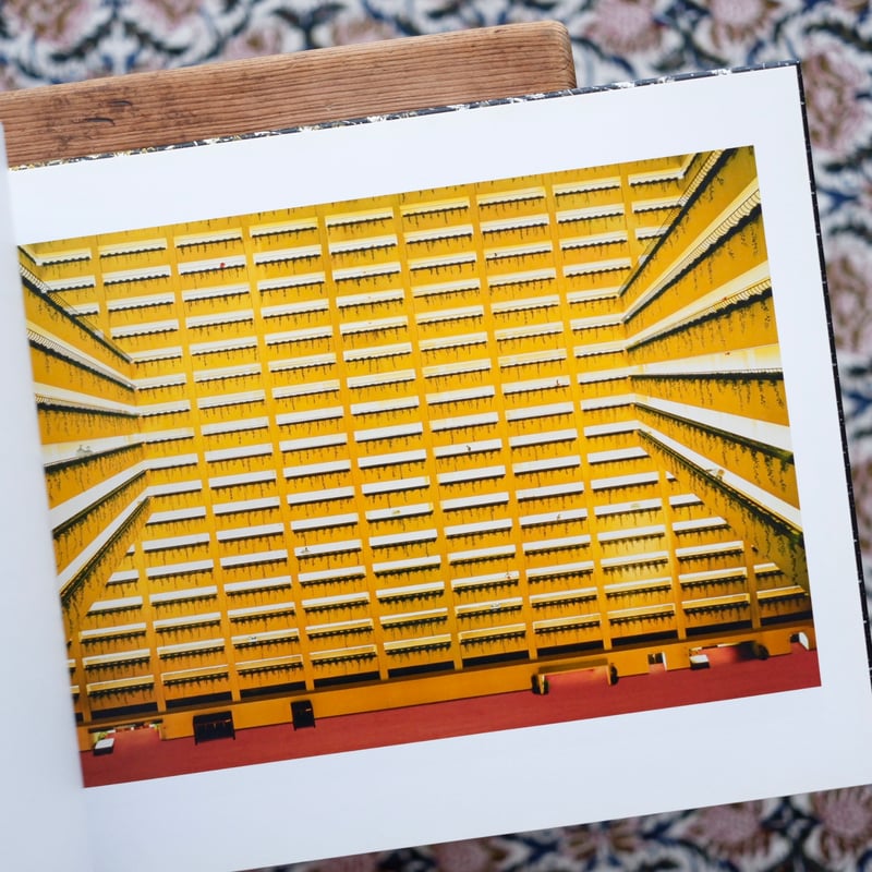 ANDREAS GURSKY アンドレアス・グルスキー展図録 | すなば書房