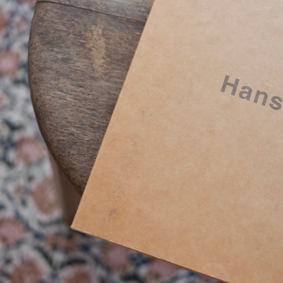 ハンス・ウェグナーの椅子100 | すなば書房