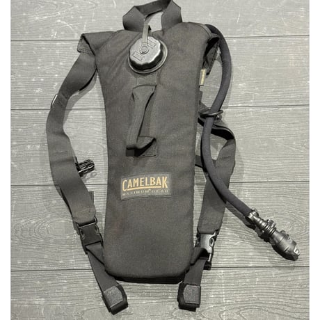 camelbak ハイドレーションパック　BK