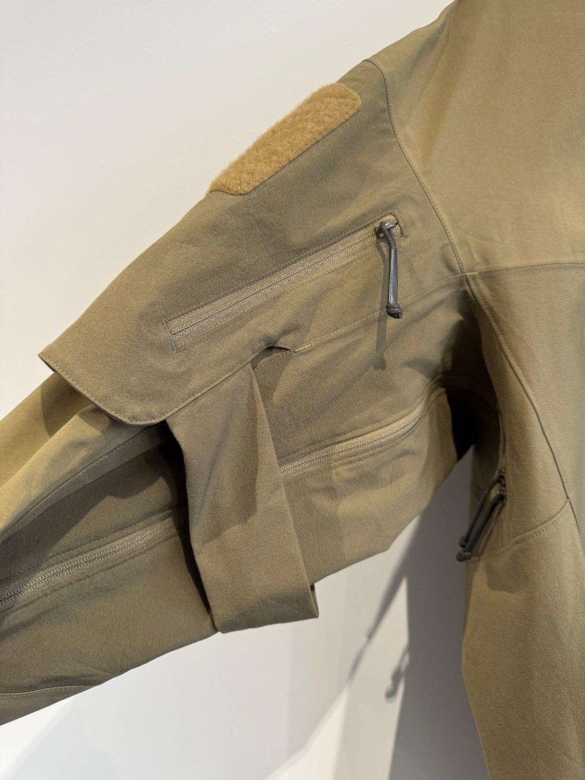 arc'teryx leaf Gryphon Jacket XL クロコダイル | 第三商店