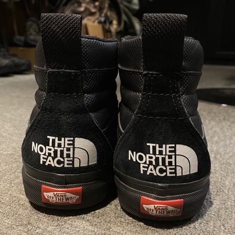 USED US-9.5 27.5cm THE NORTH FACE × VANS スニーカー　002