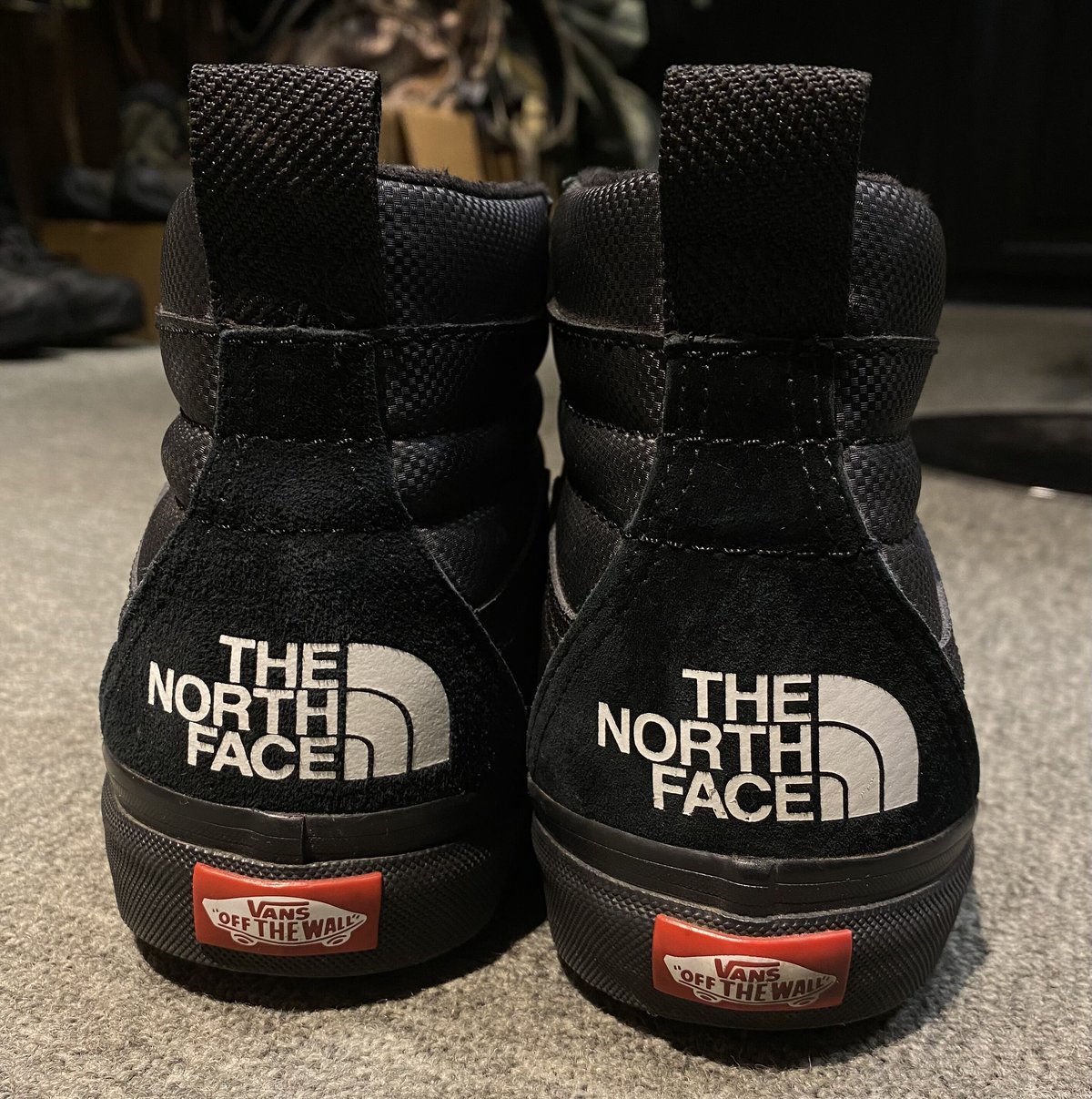 THE NORTH FACE Vans コラボスニーカー 人気話題コラボ！Vans x The North Face Old Skool MTE DX White