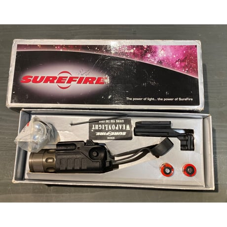 激レア SUREFIRE 114 P226用 タクティカルライト