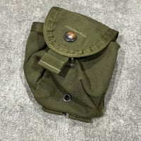 SOE レッグマガジンポーチ OD 黒縁 | 第三商店