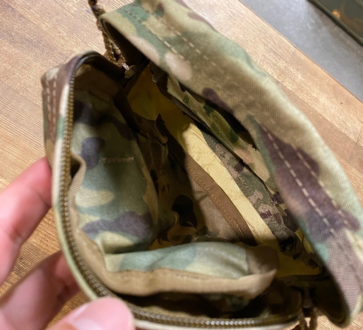 TYR tactical 6”×8” GPアップライトポーチ M マルチカム | 第三商店