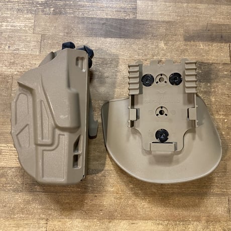 Safariland G19用 7378-283 FDE ロック付き ホルスター