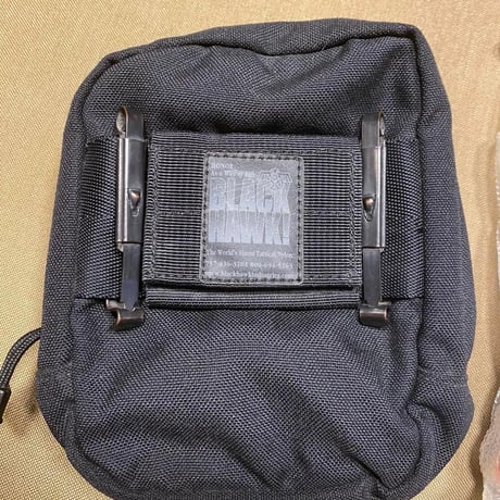 放出品　BHI メディカルポーチ　キット入り　ブラック