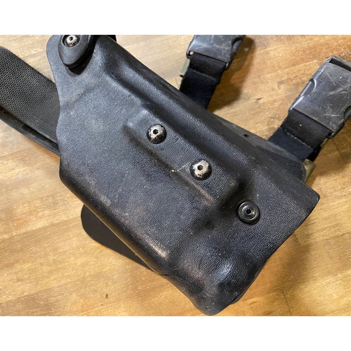 LBT ホルスター Safariland ホルスター p226ライト用 右 02年製 | 第三商店
