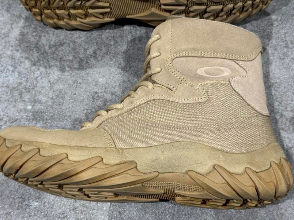 米軍 放出品 OAKLEY S.I. アサルト シューズ ナイトカモ US7.5