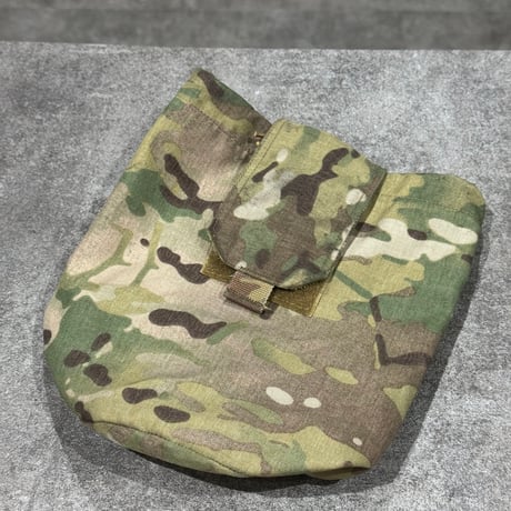 官給 TYR スモールダンプポーチ カラー マルチカム