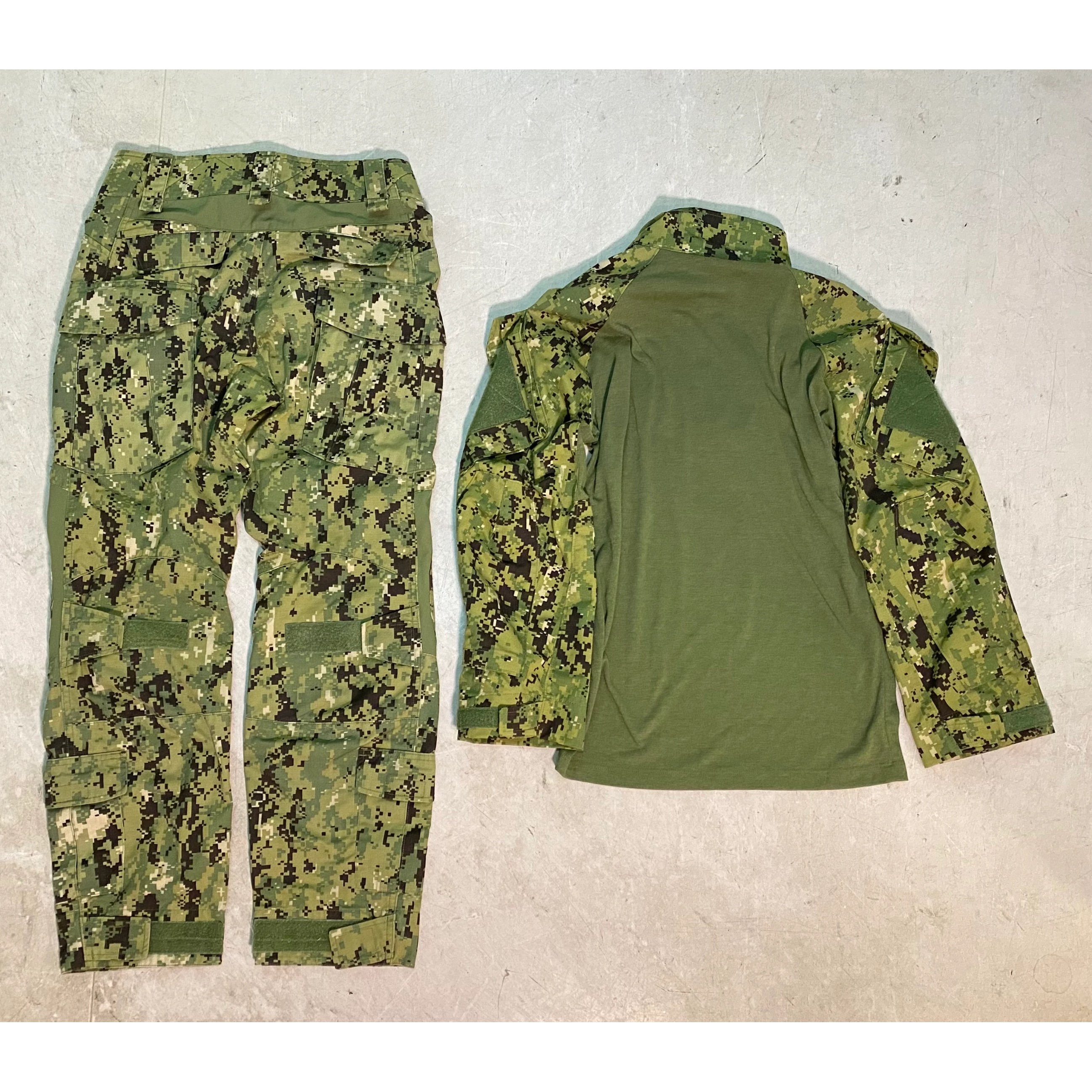 AOR2 コンバットシャツ NAVY CUSTOM 実物生地 新品未使用 original