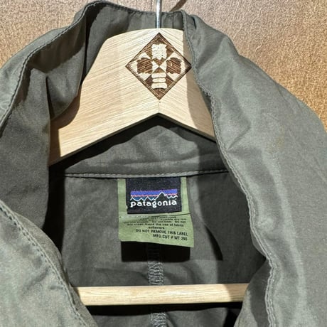 Patagonia PCU LV-4 WINDSHIRT L-R 2010年コントラクト