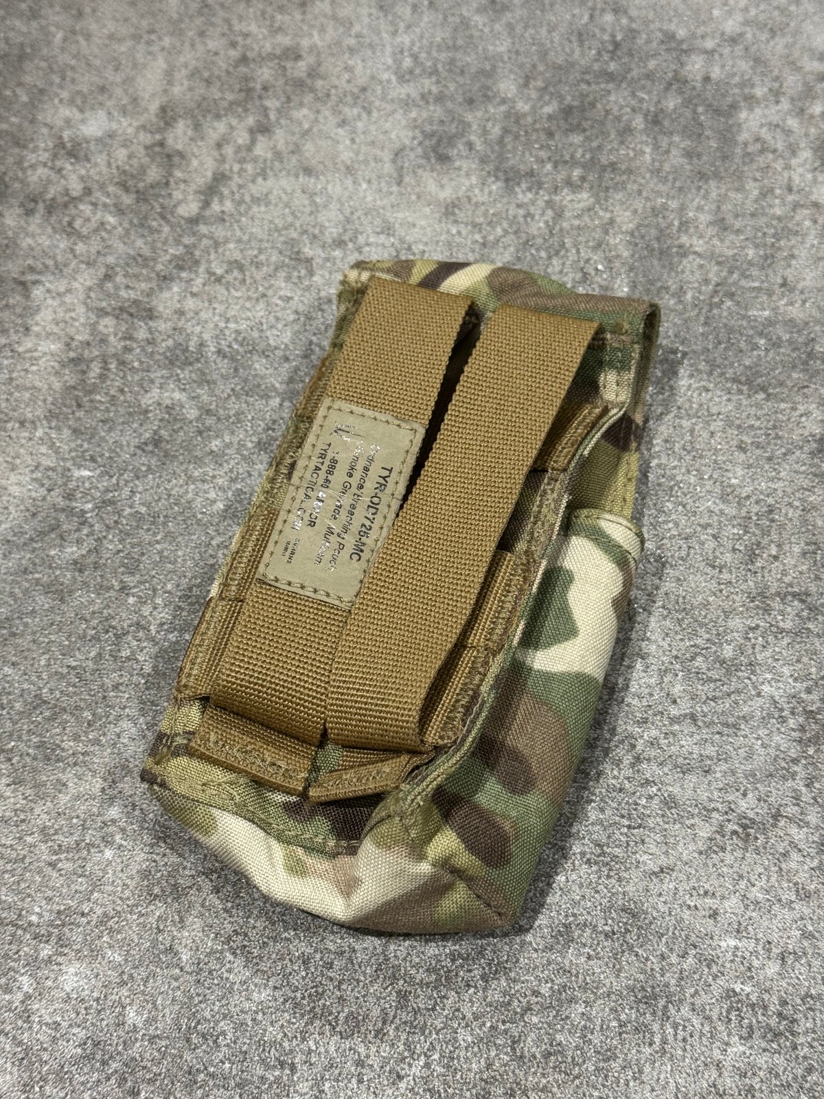 TYR スモークグレネードポーチ | 第三商店