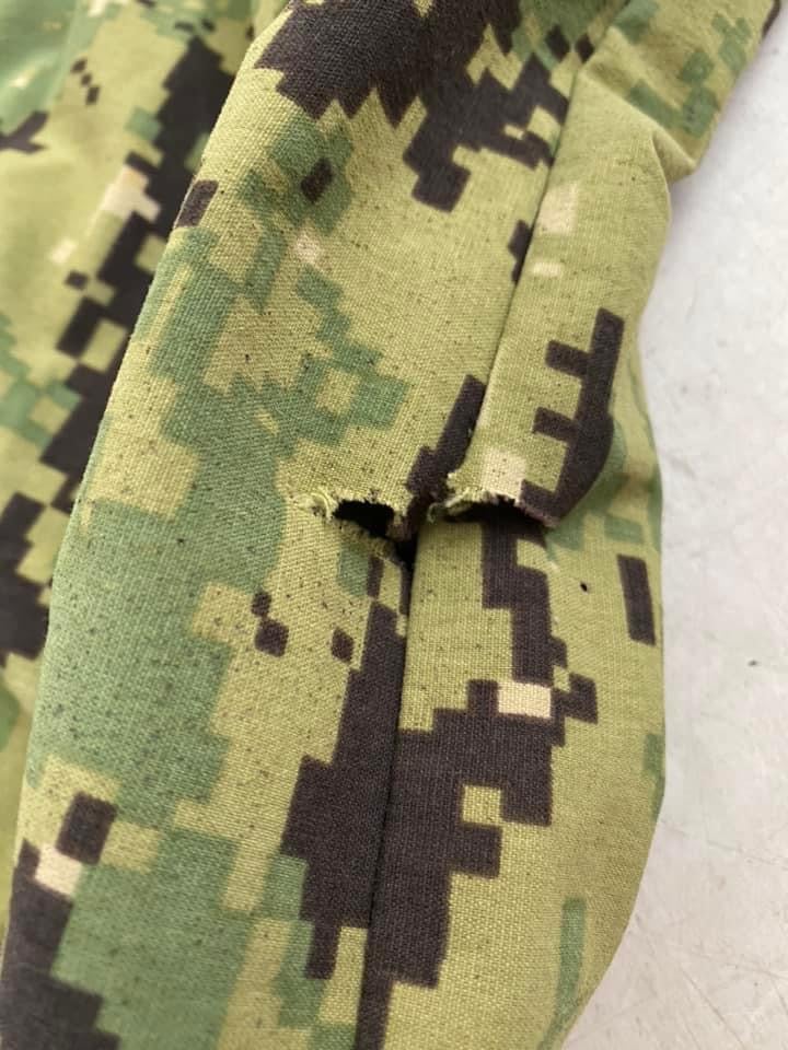 米軍　Patagonia AOR2デジタルカモ　 level 5 　上下セット 米軍 Patagonia AOR2デジタルカモ level 5 上下セット 米軍