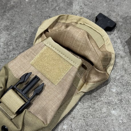 希少！ ELCS safariland M14ポーチ　NAVY option