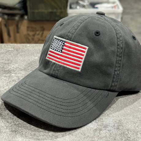 E&A THE HAT