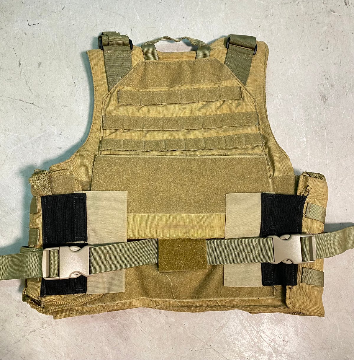 リベルディーニュ　E75 L VEL-TYE HUGGER Lサイズ | 第三商店