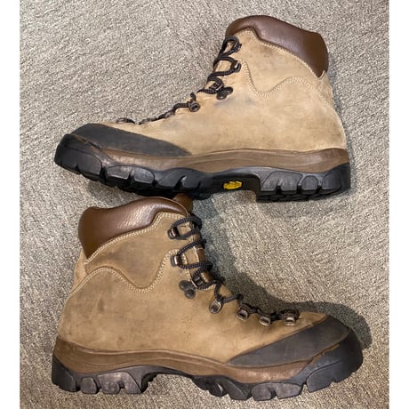 USEDトレッキングシューズ　US-9  27.5cm