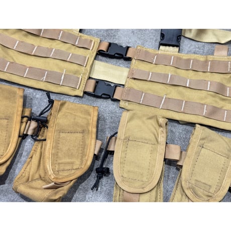 希少 TAC-T MAV 2P デザートタン マグポーチセット